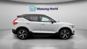 Volvo XC40 RECHARGE T5 R-DESIGN