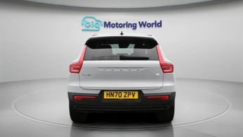 Volvo XC40 RECHARGE T5 R-DESIGN