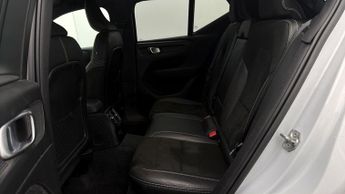 Volvo XC40 RECHARGE T5 R-DESIGN