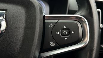 Volvo XC40 RECHARGE T4 CORE