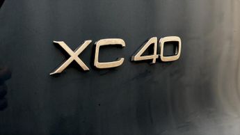 Volvo XC40 RECHARGE T4 CORE
