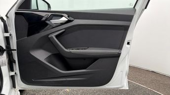 Audi A1 SPORTBACK TFSI S LINE