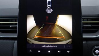 Renault Captur E-TECH ENGINEERED