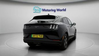 Ford Mustang Mach-E BASE