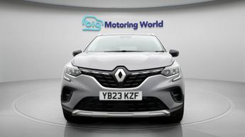 Renault Captur TECHNO E-TECH