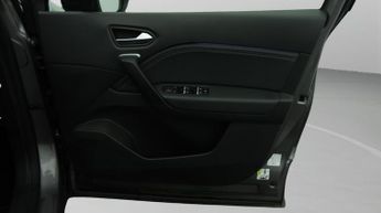 Renault Captur TECHNO E-TECH