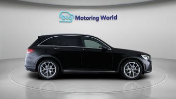 Mercedes-Benz GLC GLC 300 D 4MATIC AMG LINE PREMIUM PLUS