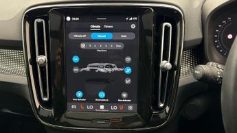 Volvo XC40 RECHARGE PRO TWIN AWD