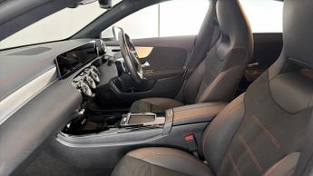 Mercedes-Benz CLA CLA 180 AMG LINE EXECUTIVE