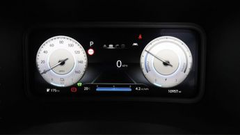 Hyundai KONA PREMIUM