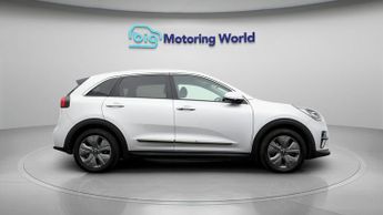 Kia Niro 4 PLUS