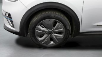Kia Niro 4 PLUS
