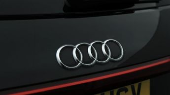 Audi e-tron QUATTRO BLACK EDITION