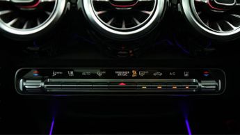 Mercedes-Benz EQB EQB 300 4MATIC AMG LINE PREMIUM