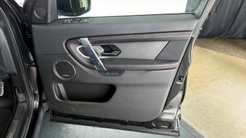 Land Rover Discovery Sport R-DYNAMIC SE