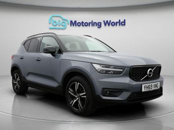Volvo XC40 D3 R-DESIGN