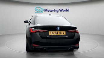 BMW i4 EDRIVE35 SPORT