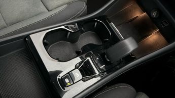 Volvo XC40 RECHARGE T4 PLUS