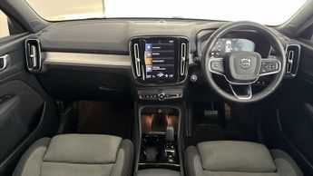 Volvo XC40 RECHARGE T4 PLUS