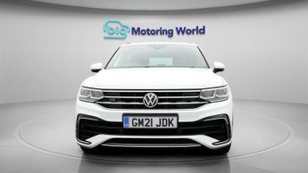 Volkswagen Tiguan R-LINE TSI DSG