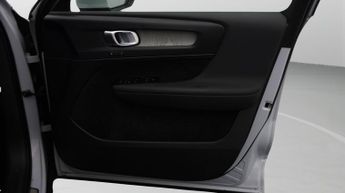 Volvo XC40 B4 INSCRIPTION AWD