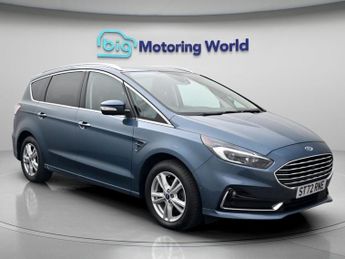 Ford S-Max TITANIUM