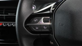 Peugeot E-2008 ALLURE PREMIUM PLUS