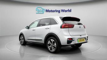 Kia Niro 4 PLUS