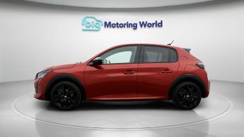 Peugeot E-208 GT