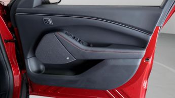 Ford Mustang Mach-E PREMIUM