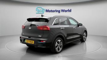 Kia Niro 4 PLUS
