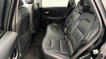 Kia Niro 4 PLUS