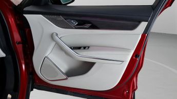 Jaguar F-PACE S