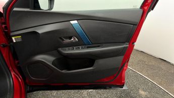 Citroen e-C4 SHINE PLUS