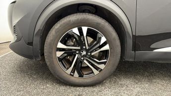 Peugeot E-2008 ALLURE PREMIUM PLUS