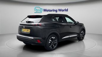 Peugeot E-2008 ALLURE PREMIUM PLUS