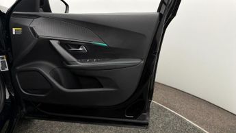 Peugeot E-2008 ALLURE PREMIUM PLUS