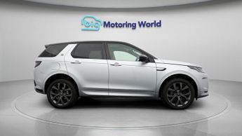 Land Rover Discovery Sport R-DYNAMIC SE
