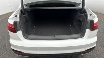 Audi A4 TDI S LINE BLACK EDITION