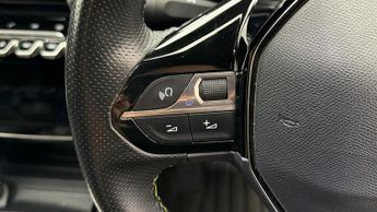 Peugeot E-2008 GT
