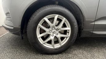 Volvo XC60 D4 MOMENTUM