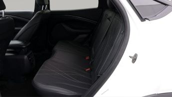 Ford Mustang Mach-E BASE