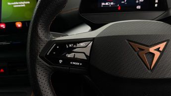 CUPRA Born V2