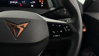 CUPRA Born V2