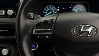 Hyundai KONA PREMIUM