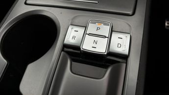 Hyundai KONA PREMIUM