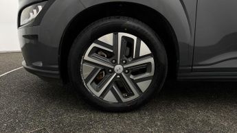 Hyundai KONA PREMIUM