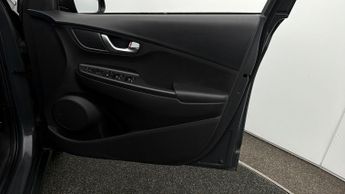 Hyundai KONA PREMIUM