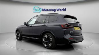 BMW iX3 M SPORT PRO