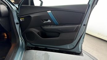 Citroen e-C4 SHINE PLUS